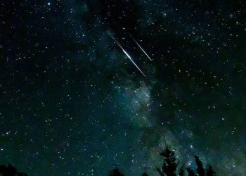 Αυτή είναι η λάμψη που βλέπουμε όλοι στον ουρανό: Το αστέρι που… δεν είναι αστέρι