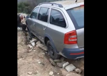 Δείτε σε τι δρόμο έβγαλε το Google Maps Βολιώτες που «εγκλωβίστηκαν» με το αυτοκίνητό τους (ΒΙΝΤΕΟ)