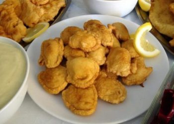 Μπακαλιάρος Σκορδαλιά (από την διαδικασία του ξαλμυρίσματος μέχρι και τρία διαφορετικά κουρκούτια για να επιλέξετε καθώς επίσης και την οδηγίες για το σωστό τηγάνισμα)