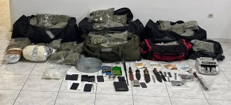 Εξαρθρώθηκε εγκληματική οργάνωση που διακινούσε κάνναβη στη Θεσσαλία | Κατασχέθηκαν πάνω από 55 κιλά κάνναβης