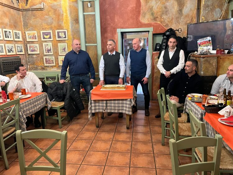 Κοπή πρωτοχρονιάτικης πίτας της Ομάδας Ο.Π.Κ.Ε. Τρικάλων στα «Μεζεδοκαμώματα»