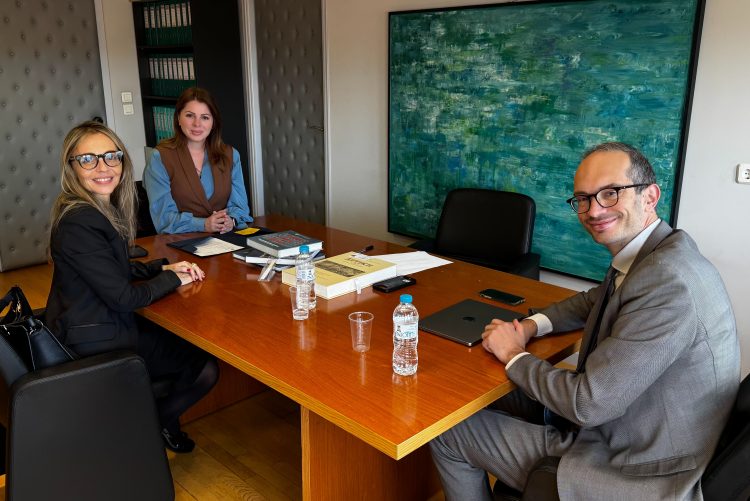 Συνάντηση της Υφ. Κατερίνας Παπακώστα, με τη Διευθύνουσα Σύμβουλο της Eanon Eda, Francesca Zanninotti, για την σύνδεση του Κέντρου Υγείας Καλαμπάκας με το φυσικό αέριο   