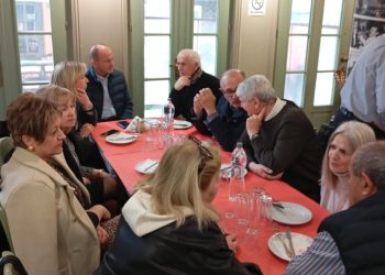 Κοπή πίτας από τους συνταξιούχους της Εθνικής Τράπεζας στα «Μεζεδοκαμώματα»