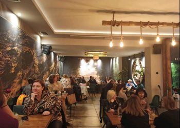 Έκοψαν την πίτα οι γονείς του 5ου Γυμνασίου Τρικάλων