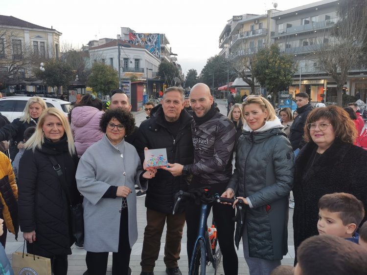 “Ελπίδα” με “Χρυσή Κορδέλα” από τα Τρίκαλα, για να νικήσουμε τον παιδικό – εφηβικό καρκίνο