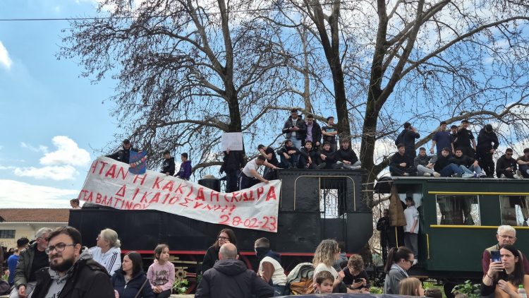 «Δεν έχω οξυγόνο» – Μια κραυγή που δεν σβήνει, μια γενιά που δεν σωπαίνει