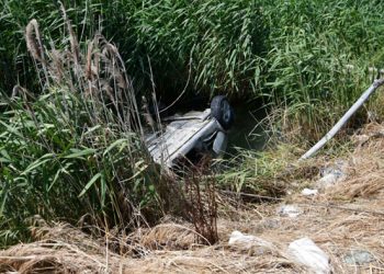 Τραγικό τροχαίο στην Πηγή Τρικάλων – Νεκρός 60χρονος οδηγός-Έπεσε το όχημα σε αυλάκι με νερό