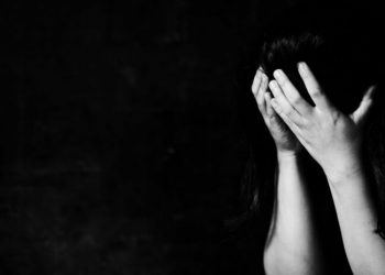 Βολιώτισσα επηρεασμένη από την… χλωρίνη κατήγγειλε τον άντρα της ότι την χτύπησε στο κεφάλι!