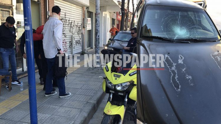 Βόλος: Αυτοκίνητο παρέσυρε και τραυμάτισε νεαρό άνδρα στα Παλαιά – Δείτε ΕΙΚΟΝΕΣ