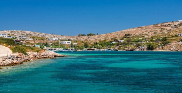 Συγκινούν 15 μαθητές από τη Λάρισα – Θα μεταβούν σε απομακρυσμένο νησί για να παρελάσουν με τον μικρό Άγγελο…