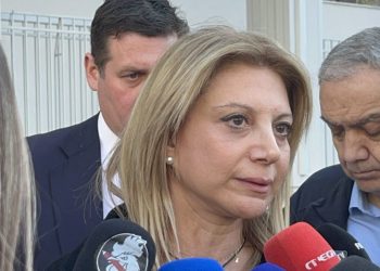 Μήνυση για όλες τις πράξεις του Εφέτη Ανακριτή Λάρισας κατέθεσε η Καρυστιανού – Καταστράφηκαν βιολογικά υγρά θυμάτων (ΕΙΚΟΝΕΣ – ΒΙΝΤΕΟ)