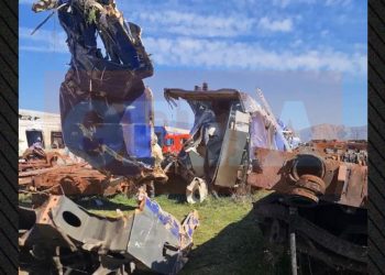 Τραγωδία στα Τέμπη: Φωτογραφίες – ντοκουμέντα από την «εξαφανισμένη» μηχανή του εμπορικού τρένου που βρέθηκε δύο χρόνια μετά
