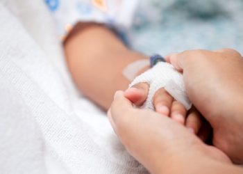 Λάρισα: Τα νεότερα για την κατάσταση του τρίχρονου εν αναμονή της αξονικής – Τι είπαν συγγενείς του αγοριού και ο οδηγός