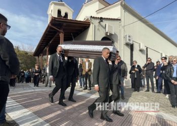 Βαρύ το πένθος στον Βόλο: Έχασε γιο και σύζυγο σε λίγες ώρες – Κηδεύτηκε χθες ο πατέρας του 32χρονου (ΕΙΚΟΝΕΣ)