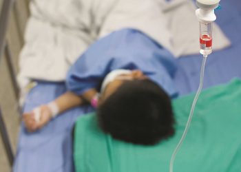 Αγωνία σε όλη τη Λάρισα για το αγοράκι που πνίγηκε από πορτοκάλι και βρίσκεται διασωληνωμένο – Αυτή είναι σήμερα η κατάσταση της υγείας του