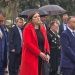 Η Ζωή Κωνσταντοπούλου αρνήθηκε να δώσει το χέρι της στον εκπρόσωπο της κυβέρνησης στην παρέλαση στη Λάρισα (ΕΙΚΟΝΕΣ)