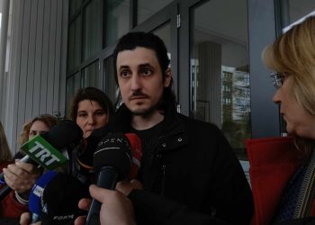 Λάρισα: Κατέθεσε μετά από δύο χρόνια επιζών του τρίτου βαγονιού των Τεμπών – «Η ζωή μου έχει σταματήσει» (ΒΙΝΤΕΟ)