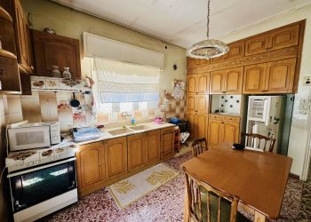 Τρικαλα ΠΩΛΕΙΤΑΙ οροφοδιαμέρισμα 1ου ορόφου συνολικής επιφάνειας 148τ.μ.