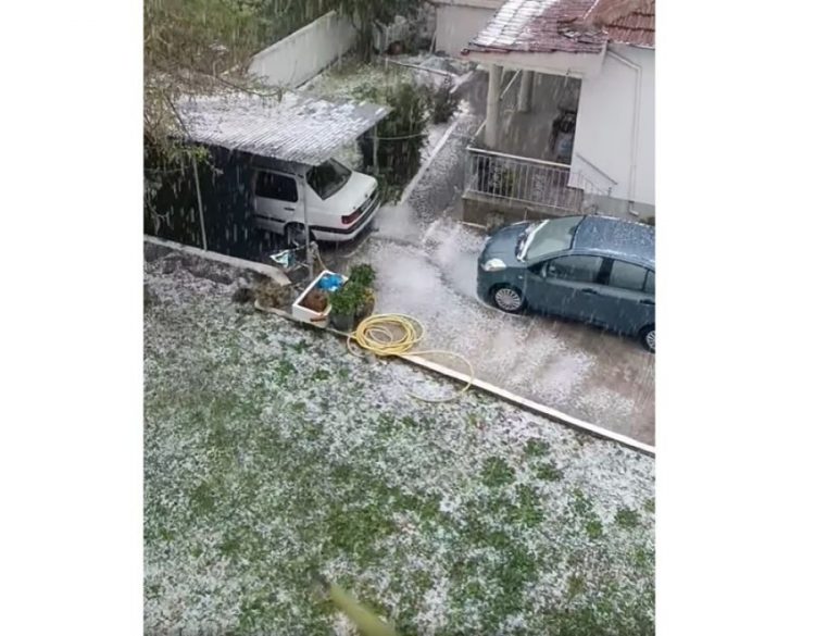 Ισχυρή βροχόπτωση και χαλάζι στην Καρδίτσα (ΦΩΤΟ)