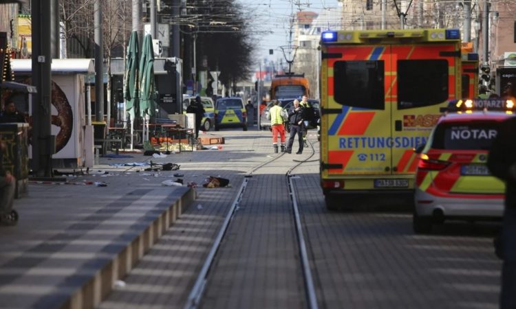 Γερμανία: Αυτοκίνητο έπεσε πάνω σε πλήθος στο Μάνχαϊμ – Τουλάχιστον δύο νεκροί και 25 τραυματίες