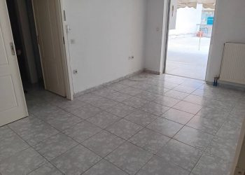 ΤΡΙΚΑΛΑ: ΕΝΟΙΚΙΑΖΕΤΑΙ διαμερισμα 40τμ