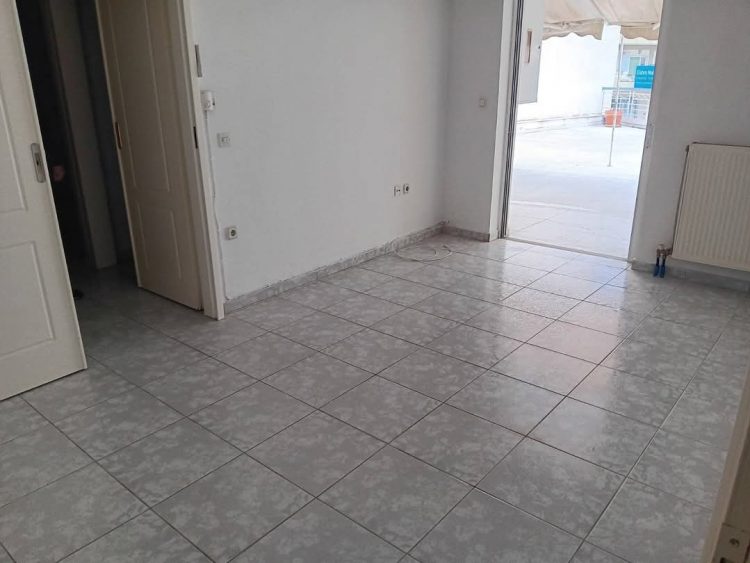 ΤΡΙΚΑΛΑ: ΕΝΟΙΚΙΑΖΕΤΑΙ διαμερισμα 40τμ