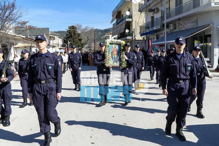 Με λαμπρότητα και κάθε επισημότητα εορτάστηκε ο Άγιος Θεόδωρος ο Τήρων, πολιούχος της πόλης του Μουζακίου (ΕΙΚΟΝΕΣ – ΒΙΝΤΕΟ)