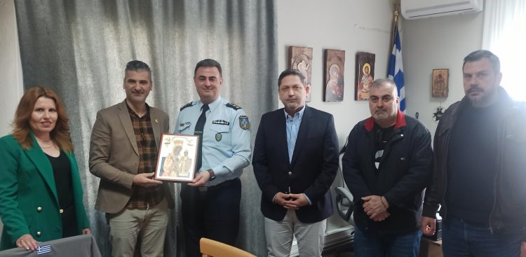Αντιπολεμική αφηγηματική παράσταση από το Θεατρικό Εργαστήρι νέων του Δημοτικού Θεάτρου Τρικάλων