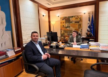 Μενδώνη σε Αβραμόπουλο: Την 1η Απριλίου ανοίγει επίσημα το Σπήλαιο της Θεόπετρας