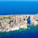 Το άγνωστο νησί της Μεσσηνίας με τα «θαμμένα μυστικά»