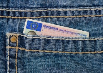 Βόλος: Οδηγούσε μεθυσμένος χωρίς δίπλωμα επειδή… πέθανε ο πατέρας του