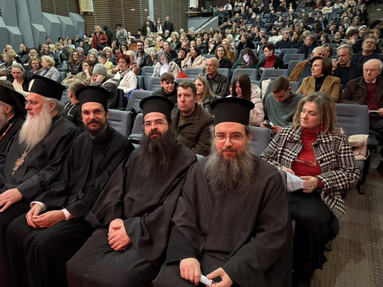 Τρικαλινή τιμή και δόξα στο Ιερό κι Αθάνατο ’21 (ΕΙΚΟΝΕΣ)