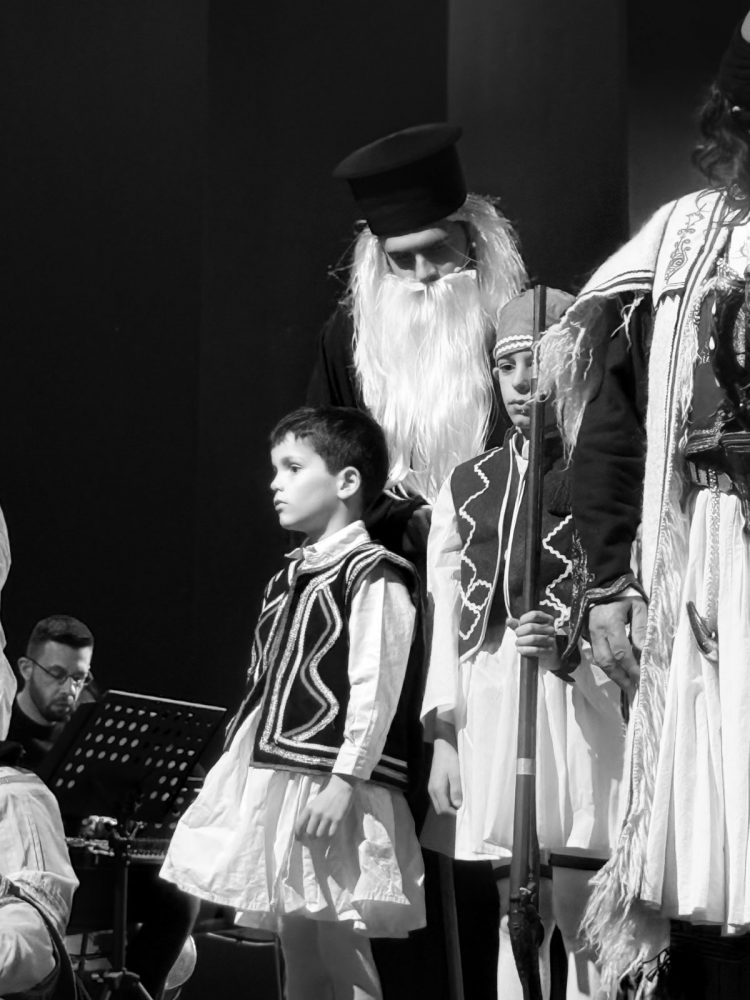 Τρικαλινή τιμή και δόξα στο Ιερό κι Αθάνατο ’21 (ΕΙΚΟΝΕΣ)