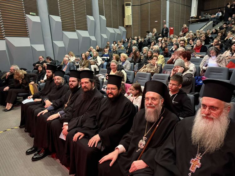Τρικαλινή τιμή και δόξα στο Ιερό κι Αθάνατο ’21 (ΕΙΚΟΝΕΣ)