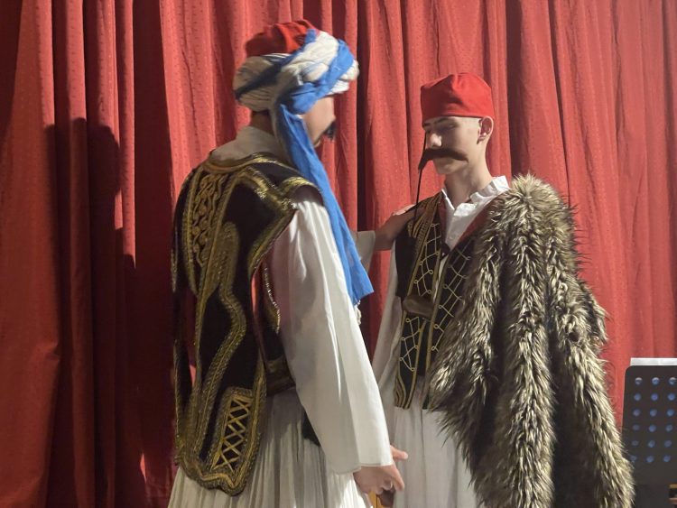 ΓΕΧΑ Τρικάλων: Συγκίνησε και ενέπνευσε ο “Νικηταράς ο Τουρκοφάγος” (ΕΙΚΟΝΕΣ)