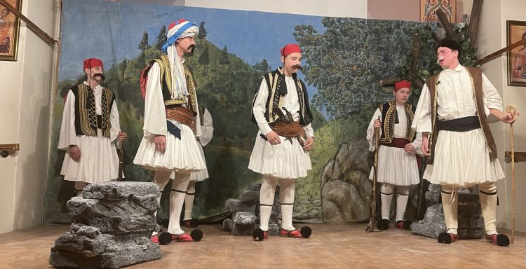 ΓΕΧΑ Τρικάλων: Συγκίνησε και ενέπνευσε ο “Νικηταράς ο Τουρκοφάγος” (ΕΙΚΟΝΕΣ)
