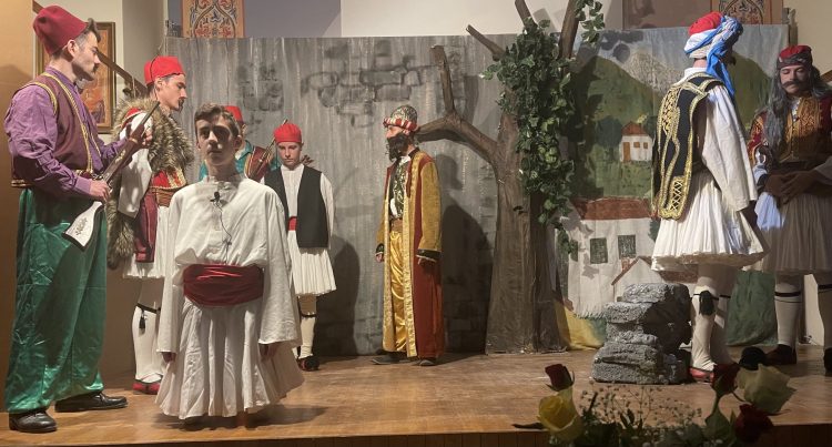 ΓΕΧΑ Τρικάλων: Συγκίνησε και ενέπνευσε ο “Νικηταράς ο Τουρκοφάγος” (ΕΙΚΟΝΕΣ)