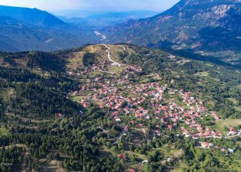 Το χωριό των πολύτεκνων οικογενειών στα Τρίκαλα που διδάσκει αρχές και αξίες