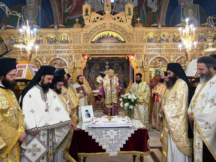 Βόλος: Συγκίνηση στο Μνημόσυνο του π. Στεφάνου Στύλα (ΕΙΚΟΝΕΣ)