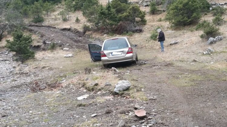 GPS έστειλε νεκροφόρα αντί για τη κηδεία στα… Άγραφα! Μια ιστορία για γέλια και για κλάματα (φωτό)