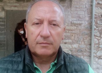 Ο Ντίνος Κοτρώνης σχολιάζει τον ανασχηματισμό και την πολιτική επικαιρότητα (ηχητικό)