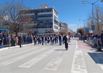 Κυκλοφοριακές ρυθμίσεις στα Τρίκαλα για τον εορτασμό της 25ης Μαρτίου