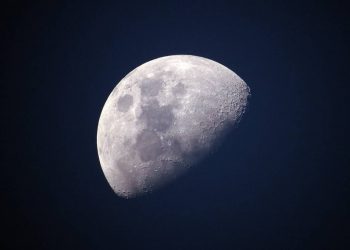 Ολική Έκλειψη Σελήνης: Δείτε LIVE το «ματωμένο φεγγάρι»