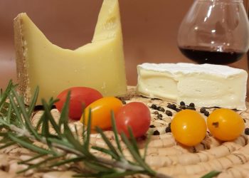 Η διατροφική αξία και τα οφέλη του ελληνικού τυριού που κλέβει την παράσταση