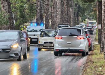 Λάρισα: Γυναίκα τραυματίστηκε μετά από παράσυρση αυτοκινήτου – Δείτε φωτογραφίες