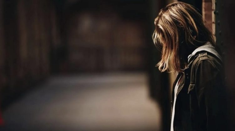 Λάρισα: “Είχαμε σεξουαλικές πράξεις μέσα στο σχολείο” – Σοκάρει η μαθήτρια για τον καθηγητή Θρησκευτικών – Τι λέει αστυνομικός