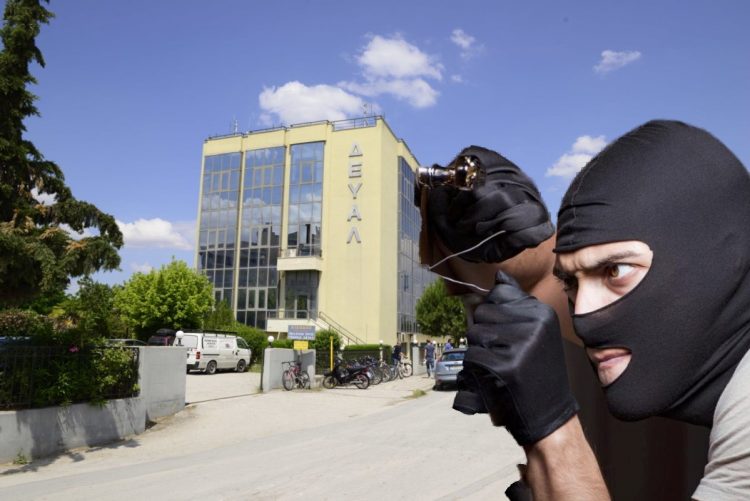 Λάρισα: «Σήκωσαν» 4 χιλιάδες «ρολόγια» από τη ΔΕΥΑΛ – Πώς έδρασαν οι κλέφτες