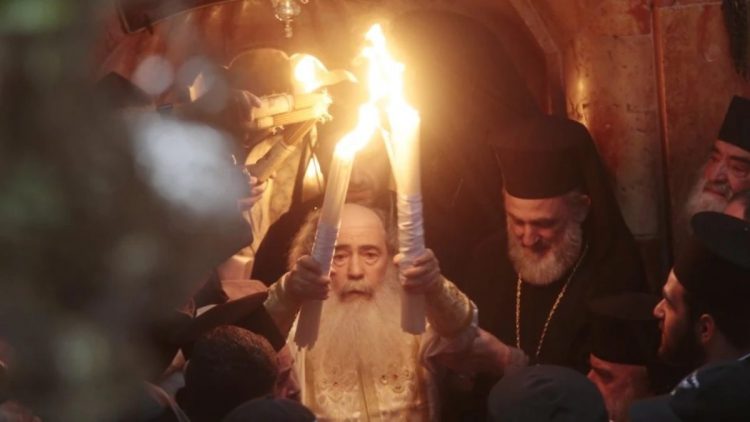 Tι ώρα φτάνει στη Θεσσαλία το Μ. Σάββατο το Άγιο Φως με έκτακτη ειδική πτήση