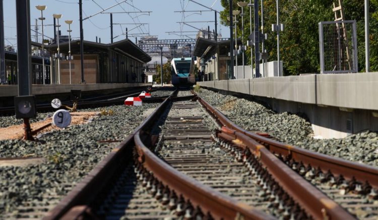 Αυτό είναι το σχέδιο για τους σιδηροδρόμους: Η νέα γραμμή Αθήνα – Λάρισα – Θεσσαλονίκη με καινούργια και ταχύτατα τρένα