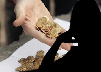 Σοκ για οικογένεια Λαρισαίων: Αντί για χρυσές λίρες, αγόρασαν… κέρματα των είκοσι λεπτών! – Έχασαν 145.000 ευρώ!